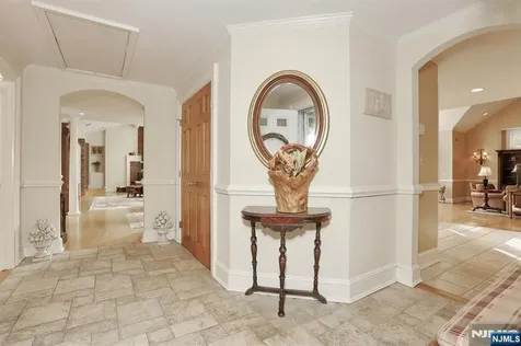 20 Spring Valley Road Montvale NJ 07645