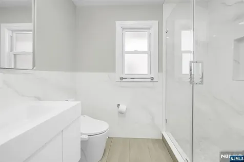 475 Cedar Lane Paramus NJ 07652