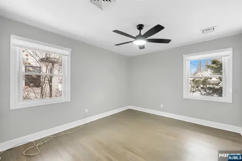 475 Cedar Lane Paramus NJ 07652