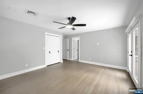 475 Cedar Lane Paramus NJ 07652