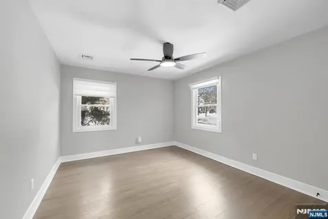 475 Cedar Lane Paramus NJ 07652