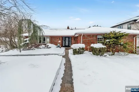 475 Cedar Lane Paramus NJ 07652