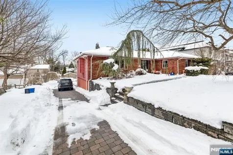 475 Cedar Lane Paramus NJ 07652