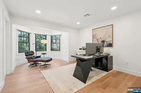 388 Freemans Lane Franklin Lakes NJ 07417