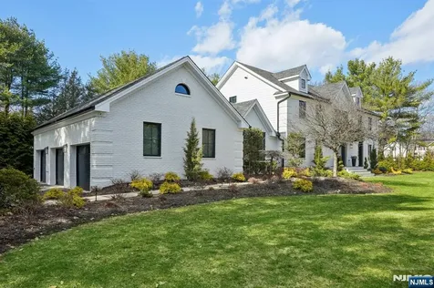 388 Freemans Lane Franklin Lakes NJ 07417