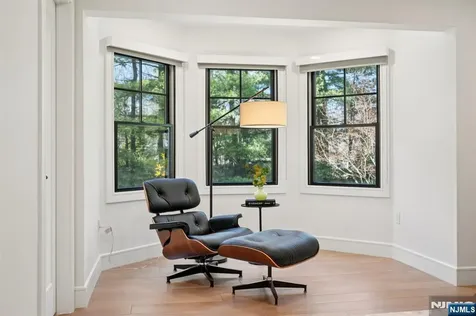 388 Freemans Lane Franklin Lakes NJ 07417