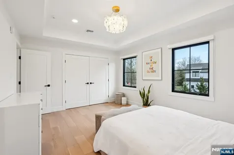 388 Freemans Lane Franklin Lakes NJ 07417