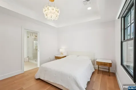 388 Freemans Lane Franklin Lakes NJ 07417