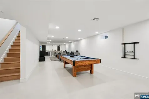 388 Freemans Lane Franklin Lakes NJ 07417