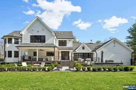 388 Freemans Lane Franklin Lakes NJ 07417
