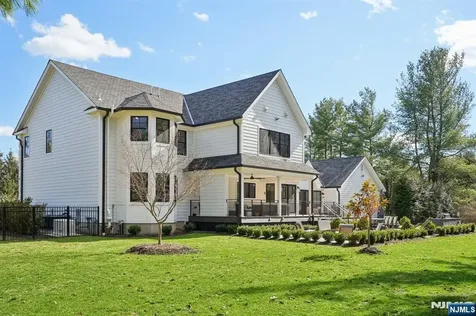 388 Freemans Lane Franklin Lakes NJ 07417
