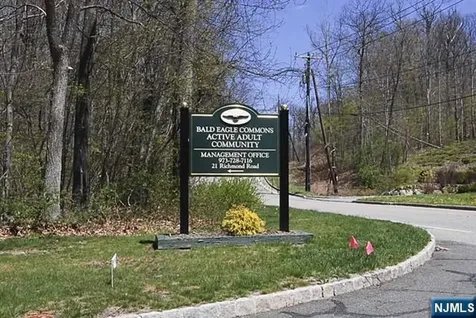6303 Richmond Road West Milford NJ 07480