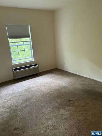 6303 Richmond Road West Milford NJ 07480