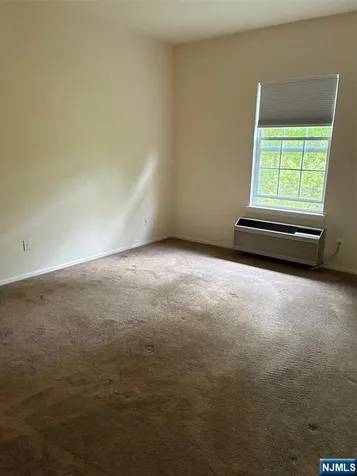 6303 Richmond Road West Milford NJ 07480