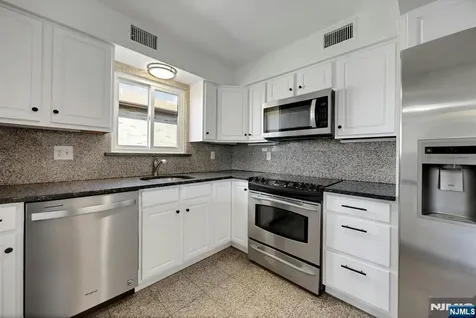 2413 Hammett Avenue Fort Lee NJ 07024