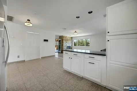 2413 Hammett Avenue Fort Lee NJ 07024