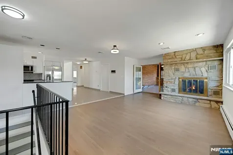 2413 Hammett Avenue Fort Lee NJ 07024