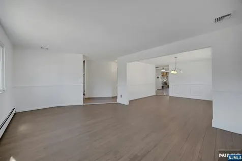 2413 Hammett Avenue Fort Lee NJ 07024