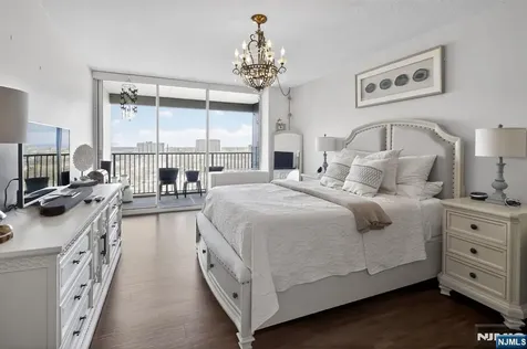 6 Horizon Road Fort Lee NJ 07024
