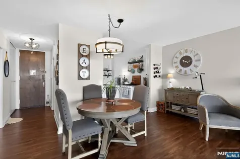 6 Horizon Road Fort Lee NJ 07024