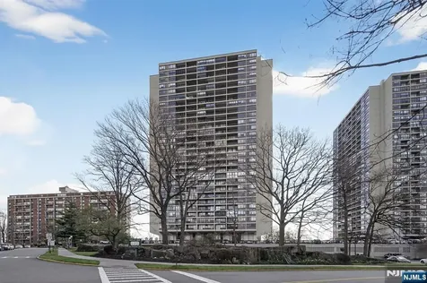6 Horizon Road Fort Lee NJ 07024