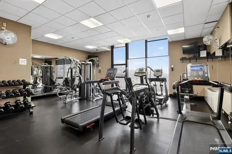 6 Horizon Road Fort Lee NJ 07024
