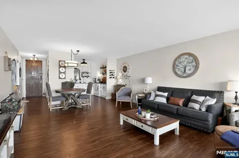 6 Horizon Road Fort Lee NJ 07024