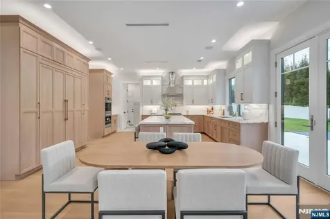 7 Central Avenue Demarest NJ 07627