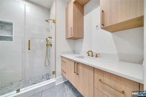 7 Central Avenue Demarest NJ 07627