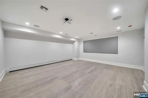 7 Central Avenue Demarest NJ 07627