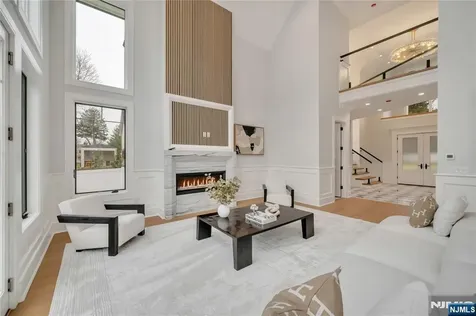 7 Central Avenue Demarest NJ 07627