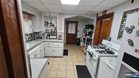213-215 Vernon Avenue Paterson NJ 07503