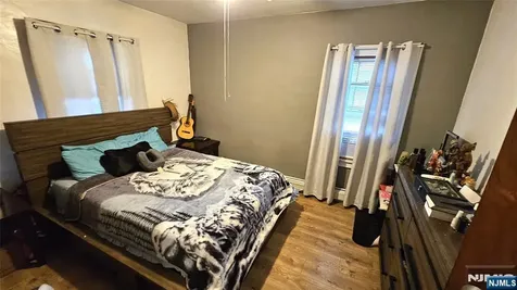 213-215 Vernon Avenue Paterson NJ 07503