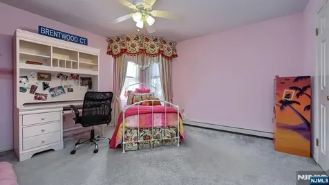 6 Brentwood Court Wayne NJ 07470