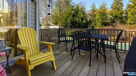6 Brentwood Court Wayne NJ 07470
