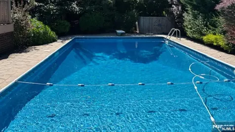 6 Brentwood Court Wayne NJ 07470