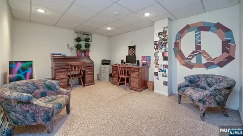 6 Brentwood Court Wayne NJ 07470