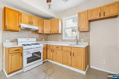 108 E Main Street Paterson NJ 07522