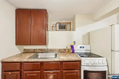 108 E Main Street Paterson NJ 07522