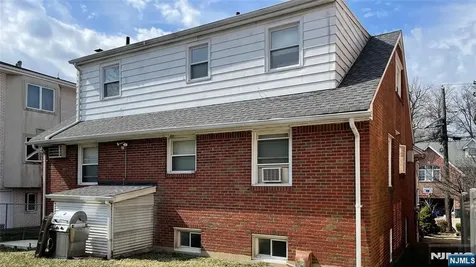 2446 3rd Street Fort Lee NJ 07024