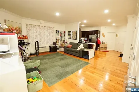 6708 Jackson Street Guttenberg NJ 07093