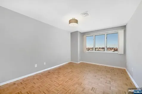 41-51 Wilson Avenue Newark NJ 07105