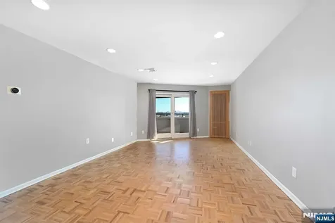 41-51 Wilson Avenue Newark NJ 07105