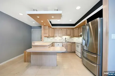 41-51 Wilson Avenue Newark NJ 07105