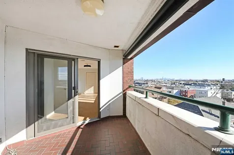 41-51 Wilson Avenue Newark NJ 07105