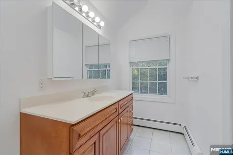 240 Ottowa Lane Franklin Lakes NJ 07417