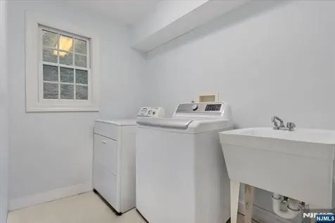 240 Ottowa Lane Franklin Lakes NJ 07417