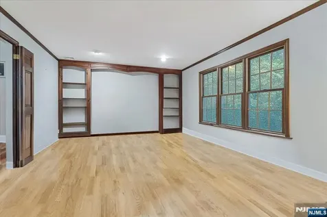 240 Ottowa Lane Franklin Lakes NJ 07417