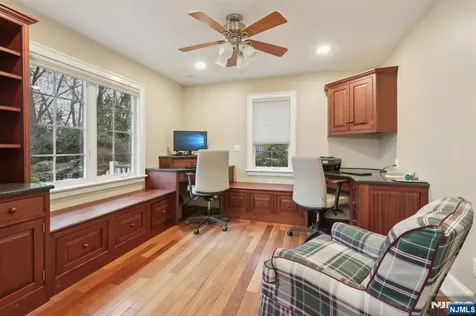 577 Ridgewood Road Twp Of Washington NJ 07676