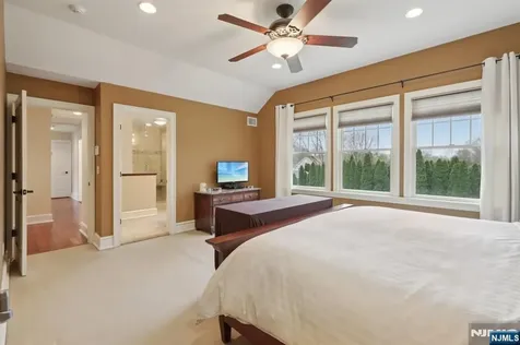 577 Ridgewood Road Twp Of Washington NJ 07676